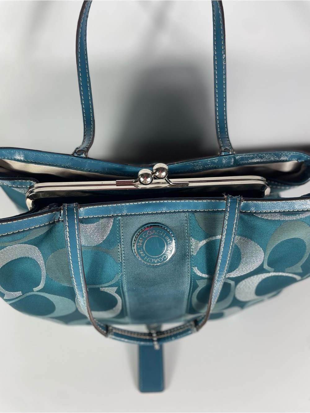 Coach Signature Stripe 3 Color Signature Metallic Carryall -COA - Picture 11 of 16